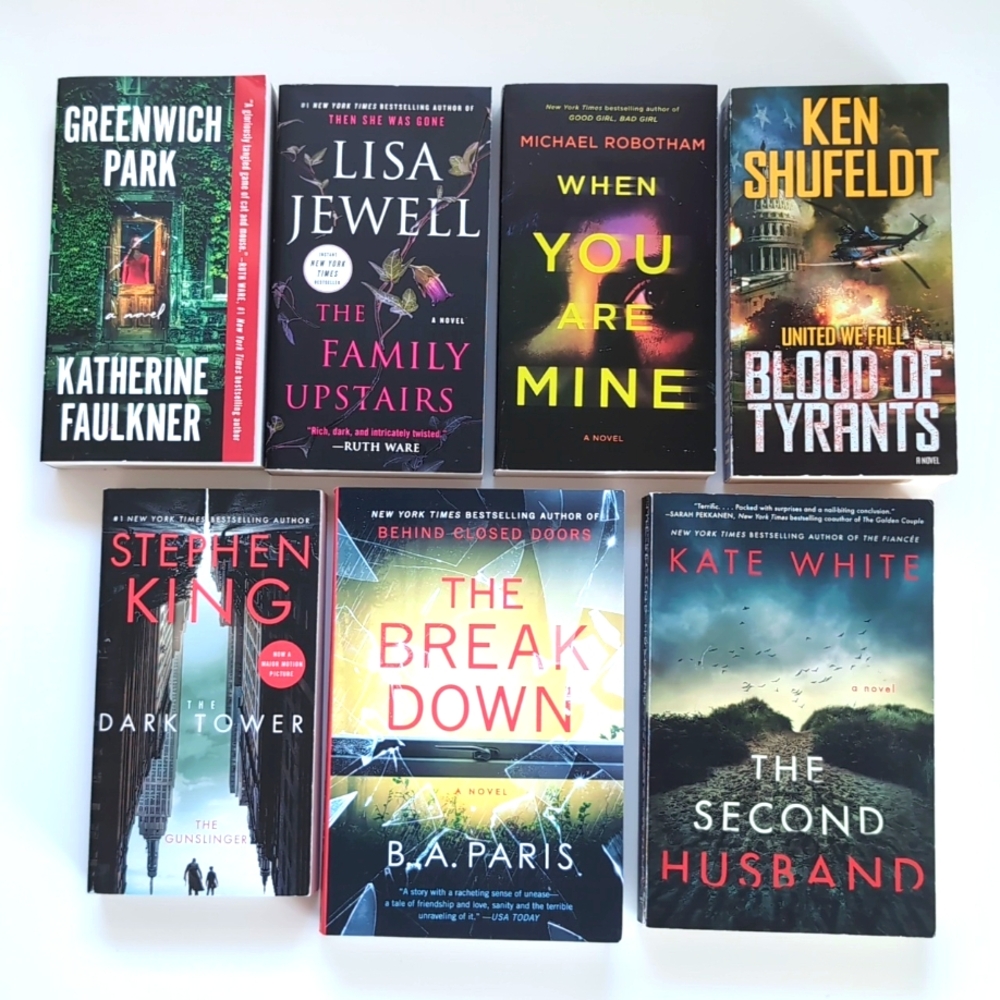 Fiction Thriller Book Lot (7) B2 NOT AVAILABLE FOR BUNDLE